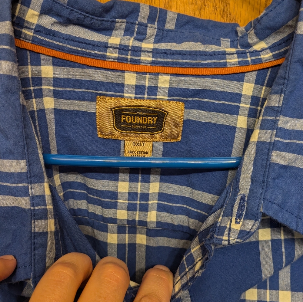 3XLT short sleeve button down shirt
